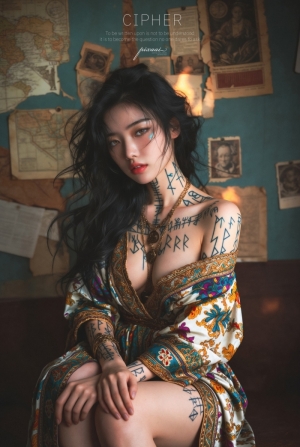 타투녀....  R자를 선호함?