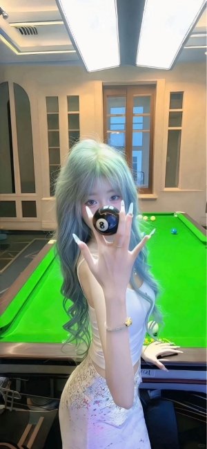 당구여신인가 손톱여신인가