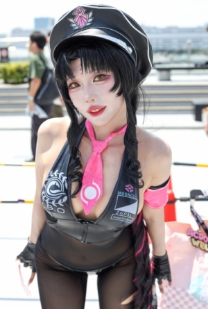 (WELL cosplay) 페..